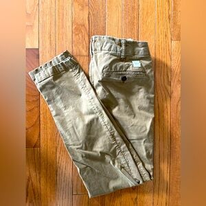 American Eagle men’s khakis